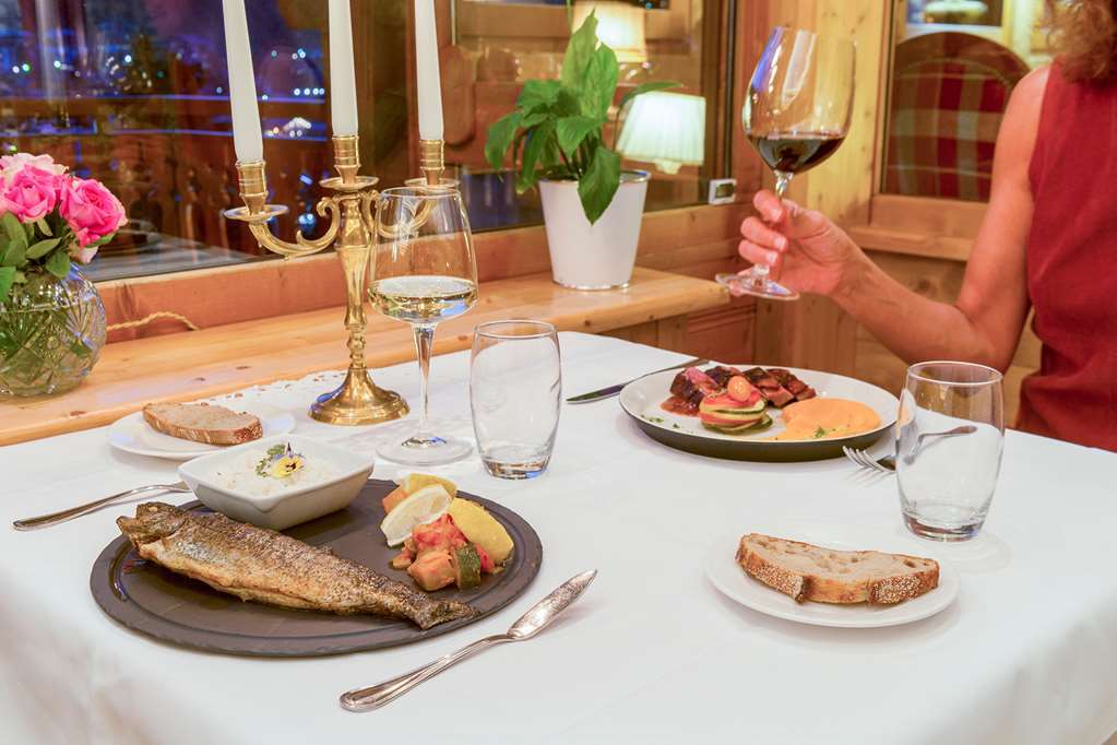 Hotel & Spa Le Dahu Morzine Restaurant photo